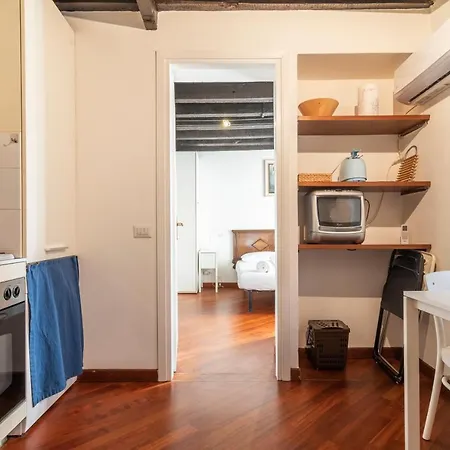 Apartment Luvi - Garibaldi Milan